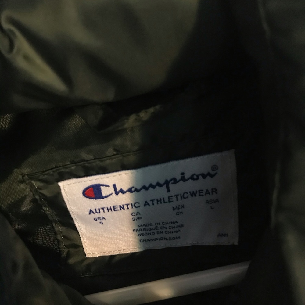 Champion Vest - Picture 2 of 2